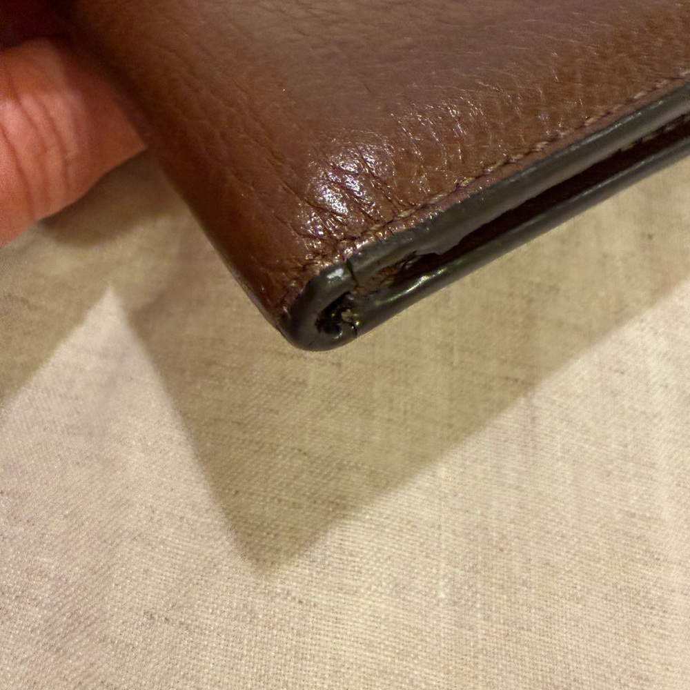 Coach Men’s Brown Leather Bifold Wallet – Classic Style - Picture 6 of 8
